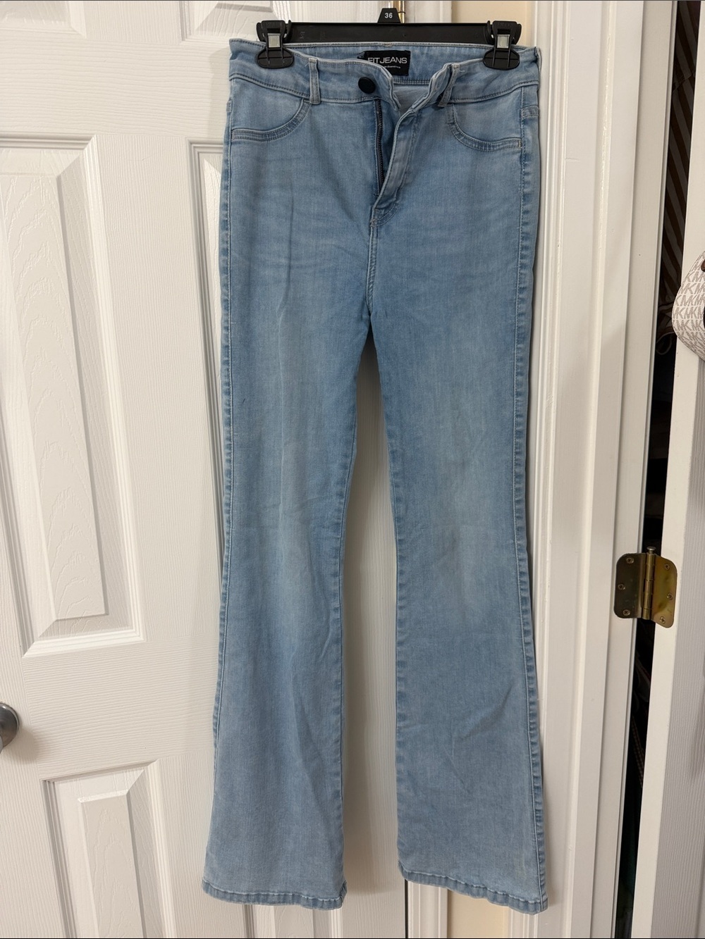 FITJEANS Light Wash Flared Women's Jeans
